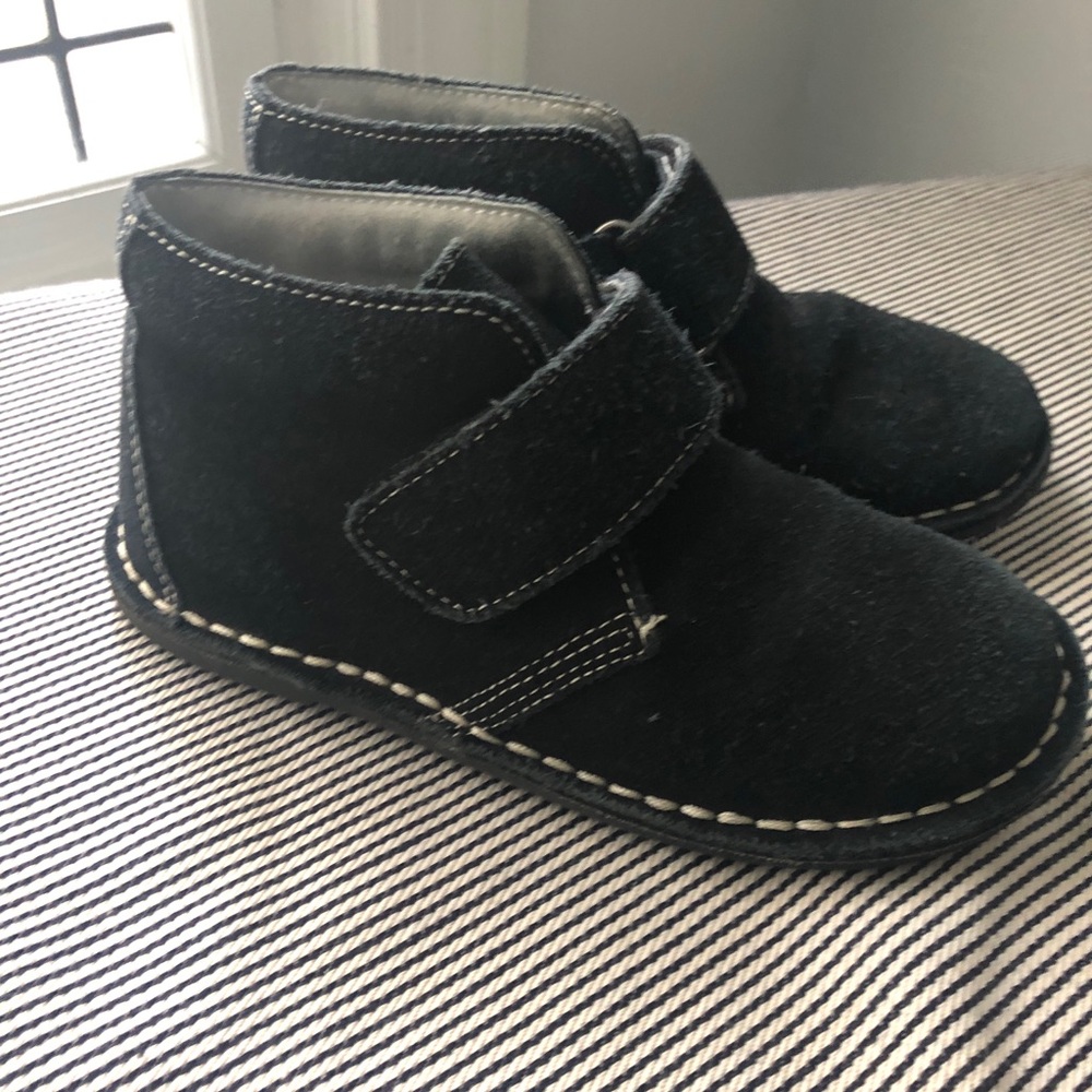 Boys shoes by L’amour size 11